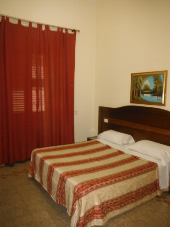 Fanti Rooms Ρώμη Δωμάτιο φωτογραφία